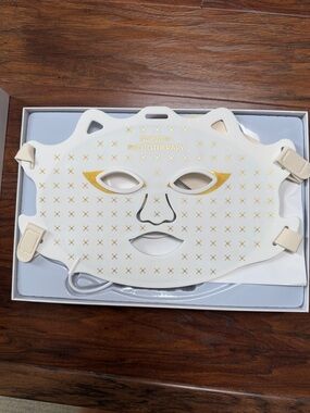 7-1 Color Lights LED Beauty Mask - White/Gold